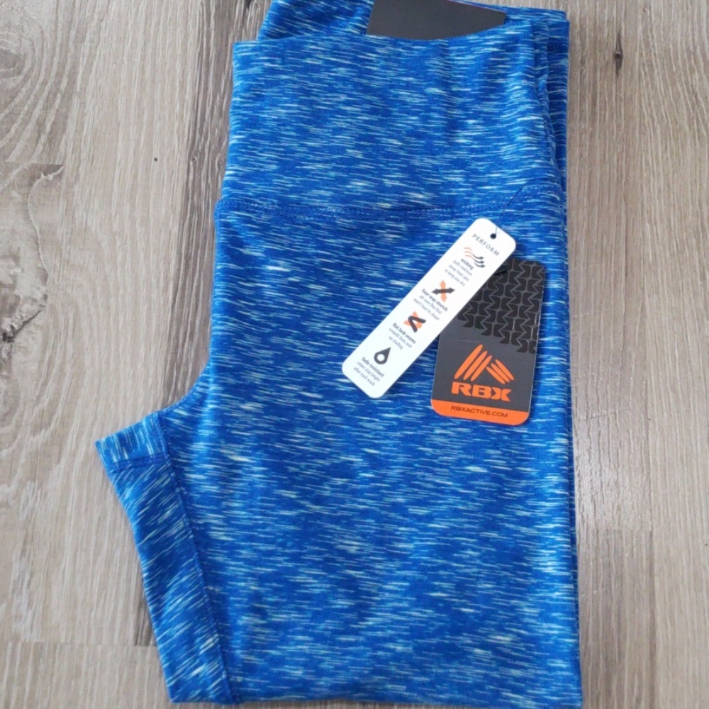RBX Capri Legging - Picture 2 of 5